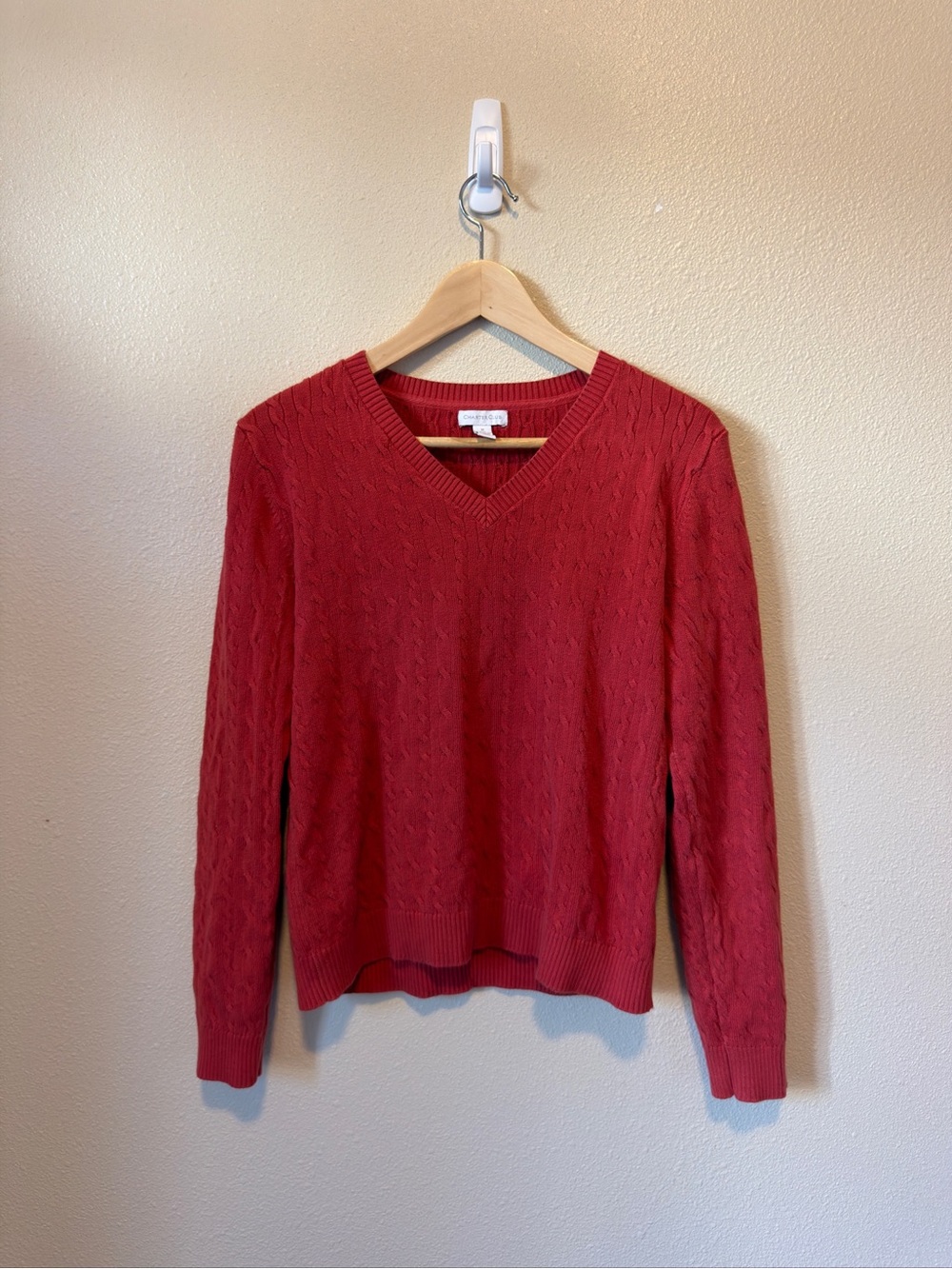 Red Knit Sweater 🎟️🖍️💌